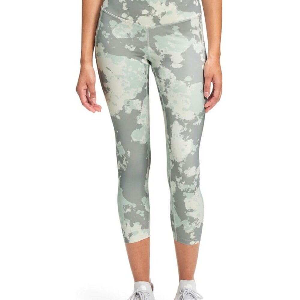 The North Face Women's Motivation High-Rise Crop Leggings Style NF0A539B03ZMREG